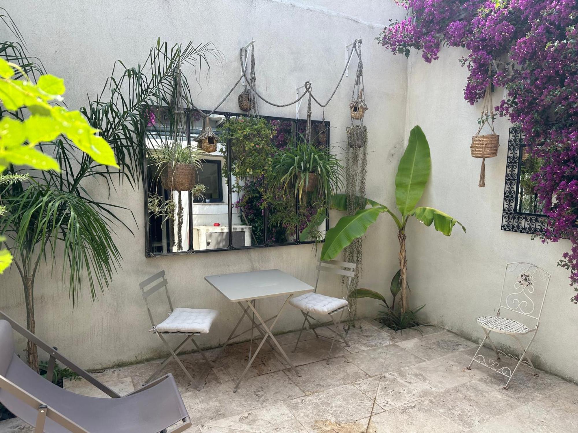 Appartements 3 Etoiles Terrasse Ou Patio Intra-Muros Aigues-Mortes Exterior foto